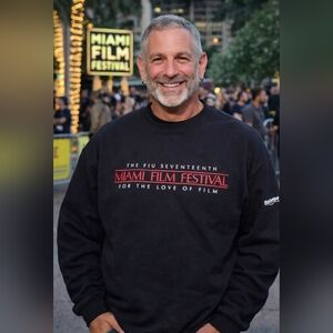FIU 17th Miami Film Festival Vintage 2000 Sweatshirt XL - Florida Movie Burdines